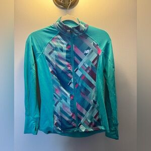 New Balance • M 10/12 • Zip Up